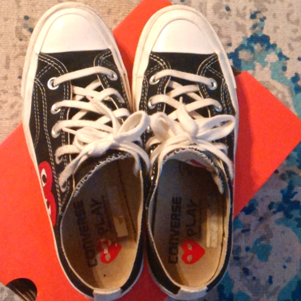 converse sneakers - Picture 4 of 6